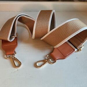 NEW! Unbranded Adjustable/Replacement bag strap beige cream, goldtone hardware